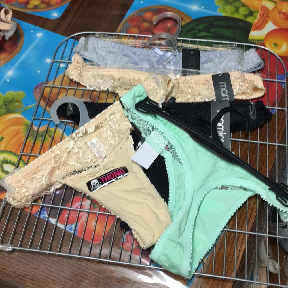 Thongs